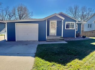 863 W Burns Valley Rd, Winona, MN 55987