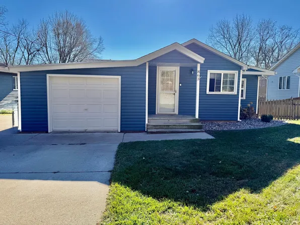 863 W Burns Valley Rd, Winona, MN 55987
