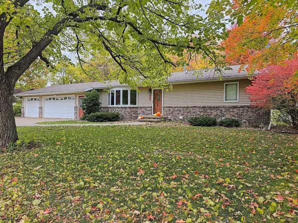 111 Baker Dr, Redwood Falls, MN 56283