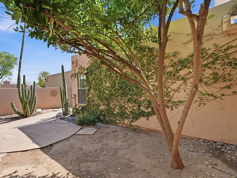 7756 E Montebello Ave — Photo 33