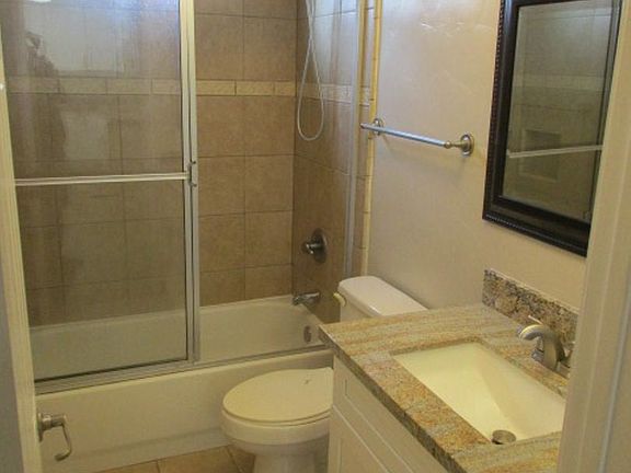 3rd image of 4655 Ohio St Unit 11