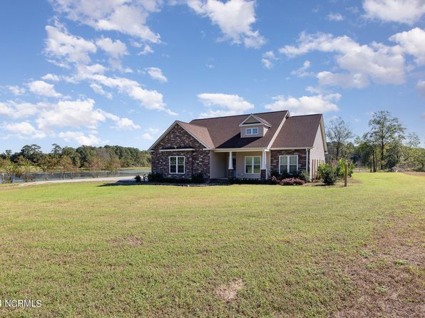 316 Guy Sanderson Road, Albertson, NC 28508