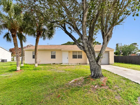 2441 SE University Terrace, Port St Lucie, FL 34952