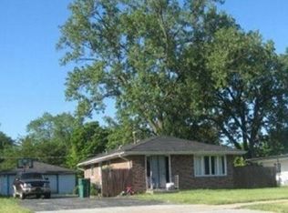 4941 W 84th St, Burbank, IL