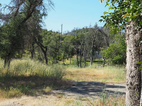 20103 Parocast Rd, Redding, CA 96003