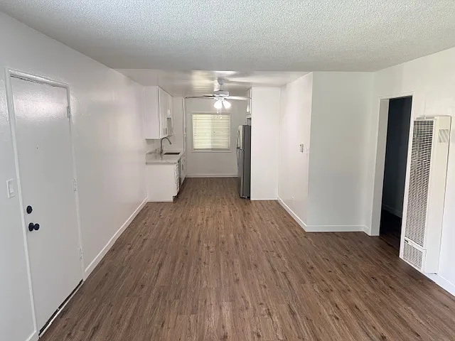 1403 Obispo Ave #3 — Photo 12