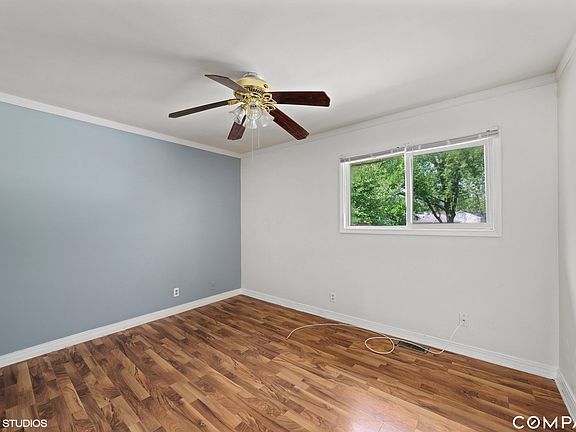 5th image of 225 Creekside Dr