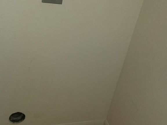 4th image of 3305 Barcelona Dr APT B