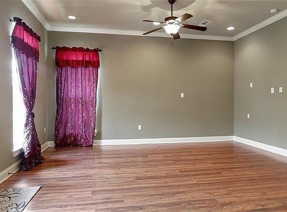 3rd image of 423 S Iberville Ave