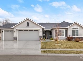 11036 W Victoria Dr, Nampa, ID 83686