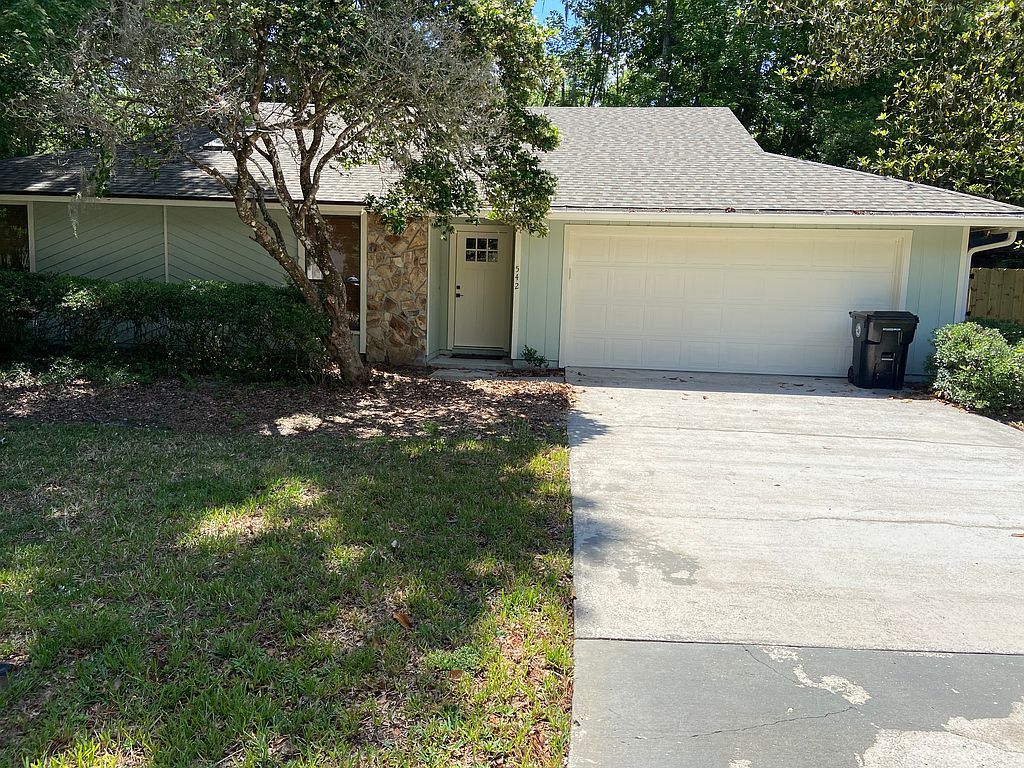 542 Nassau Ct - Property Image