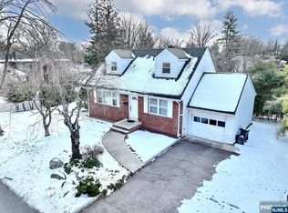 31 Madison Ave, Demarest, NJ 07627