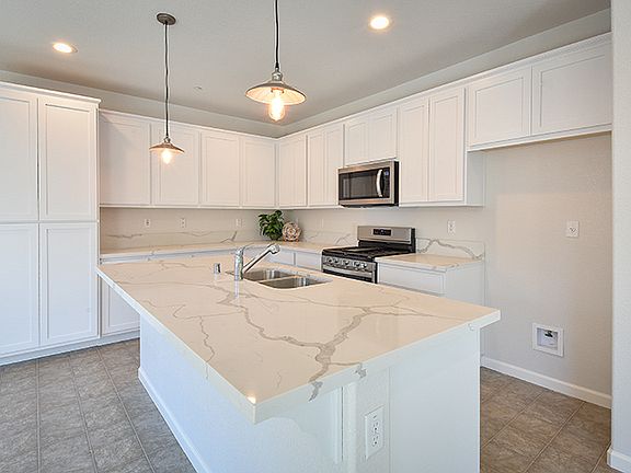 3rd image of 7954 Little Plum Way