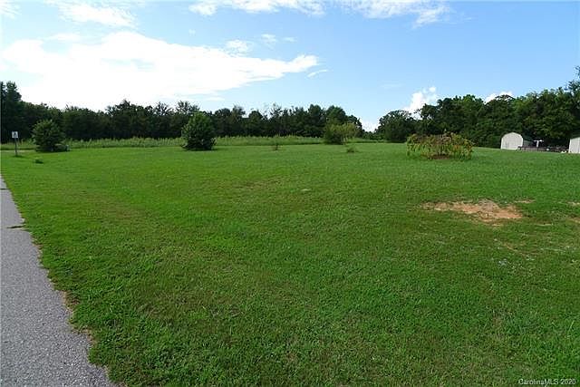 2nd image of 1194 Chickadee Ln #9