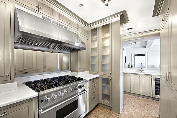 Sold by Stribling | media 9