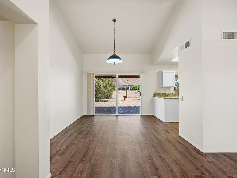 14802 W Greystone Dr — Photo 2