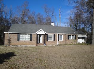 5524 Freedom Dr, Charlotte, NC 28214