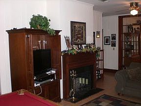 5th image of 635 Orleans St