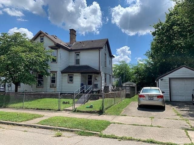 2nd image of 700 Crawford St
