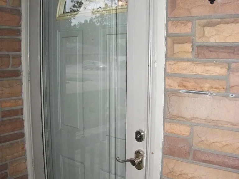 3036 Greenfield Rd — Photo 3