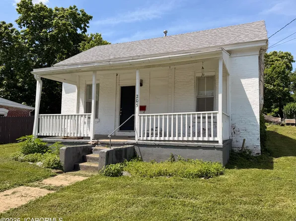 205 W 2nd St, Fulton, MO 65251