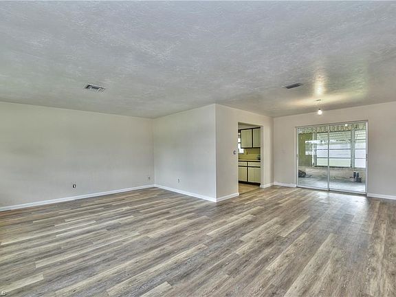 4th image of 104 Starview Ave