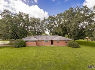 2573 Rosedale Rd, Port Allen, LA 70767