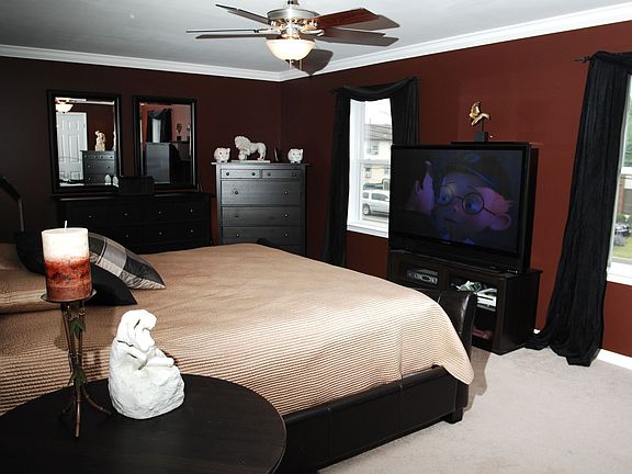 master bedroom 21x13