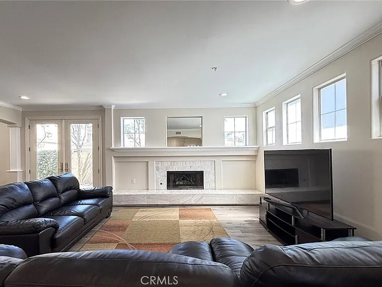 2211 Dufour Ave #B — Photo 3