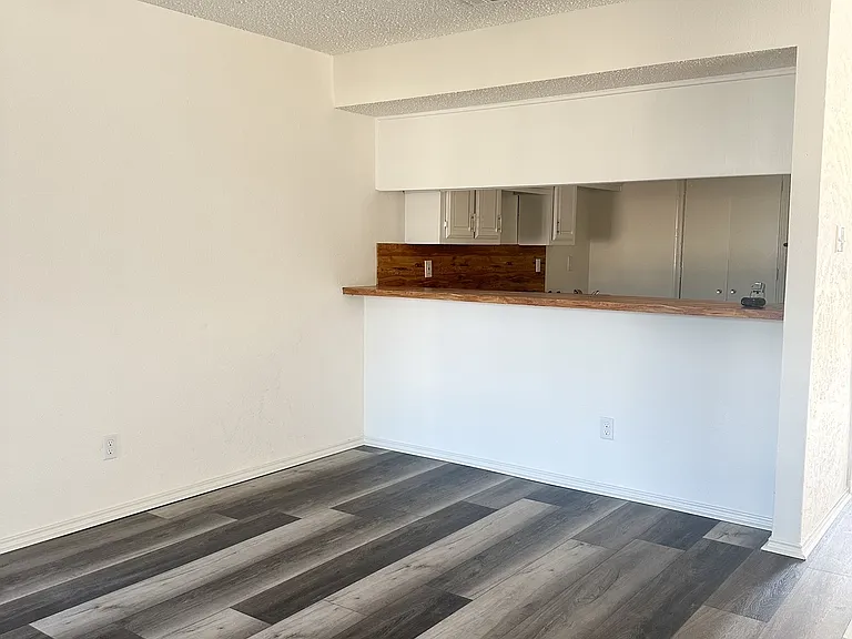 120 Wildwood Dr #120 — Photo 4