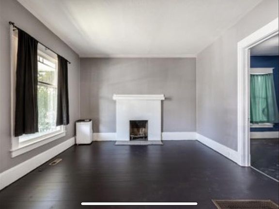 2nd image of 755 S Park St
