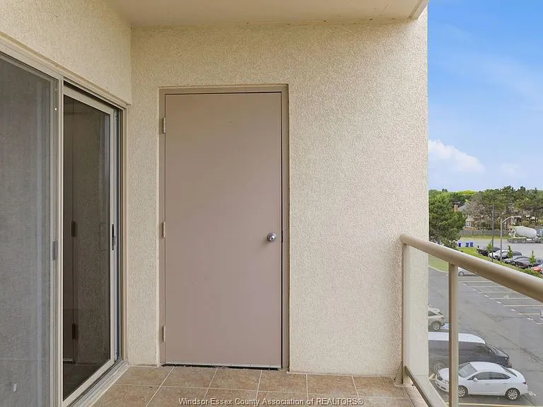 325 Village Grove Dr #409 — Photo 20