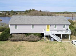 211 Lighthouse Dr, Hampton, VA 23664