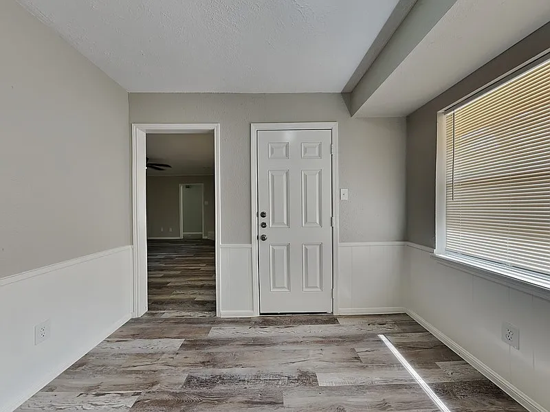 4 bed, 2.0 bath, 1382 sqft, $1,650 — Photo 4