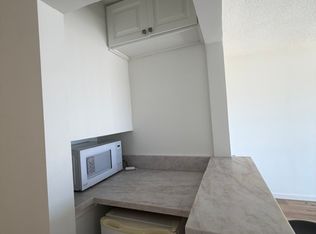 11906 Goshen Ave APT 8, Los Angeles, CA 90049