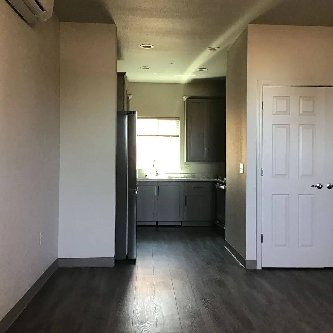 Building Photo - 50 E Gridley Rd