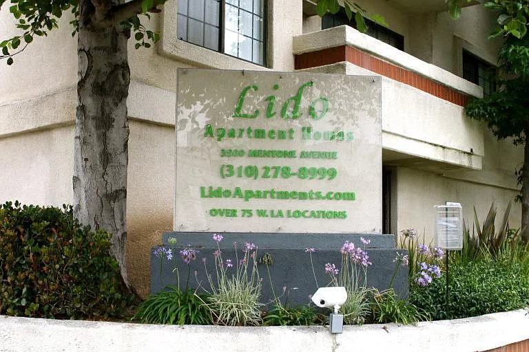 Lido Apartments - 3500 Mentone Ave — Photo 2