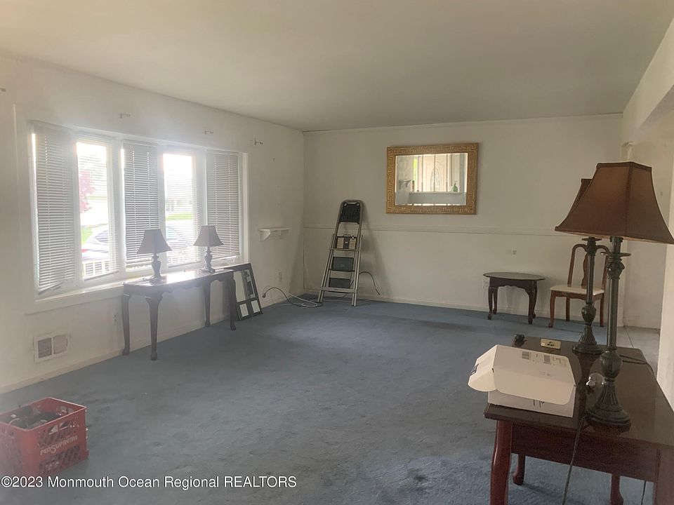 2nd image of 1325 8th Avenue