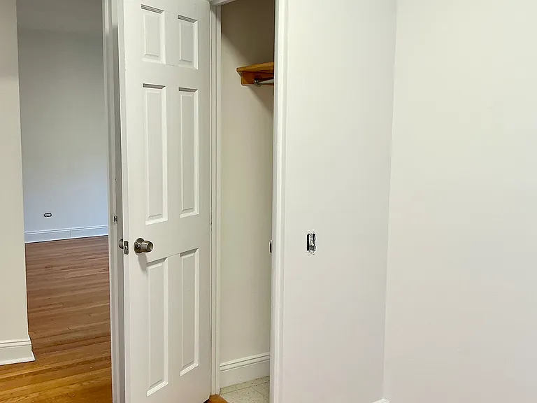 150 Greenway Ter #24W — Photo 11
