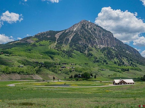 3rd image of 525 Saddle Ridge Ranch Road