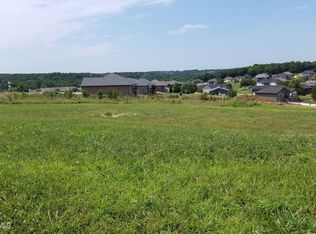202 Pioneer Trail Dr, Jefferson City, MO 65109