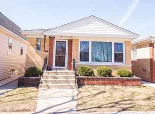 2534 Budd St, River Grove, IL 60171