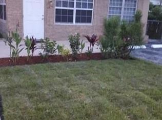 607 NW 10th Ter, Fort Lauderdale, FL 33311