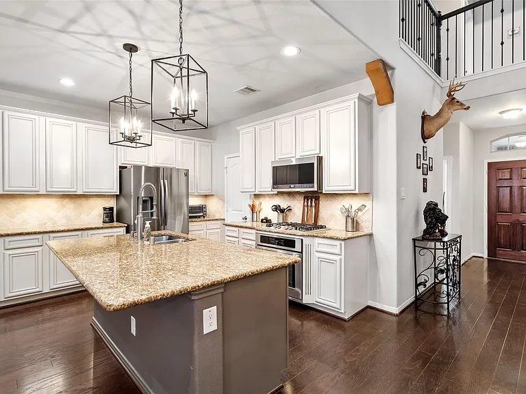 14104 N Crater Lake Ct — Photo 8