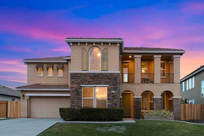 5536 Jerry Litell Way photo 1