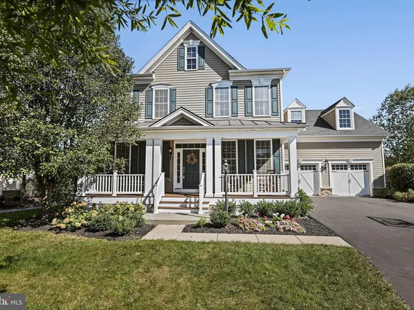 24218 Crabtree Ct, Aldie, VA 20105