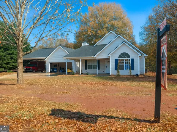 1145 Larkspur Dr, Locust Grove, GA 30248