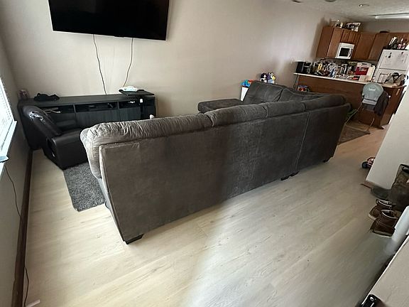 3rd image of 3974 Amelia Ave APT 2