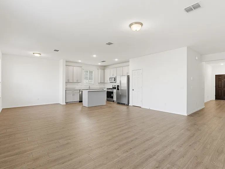 2524 Limerick Dr — Photo 5