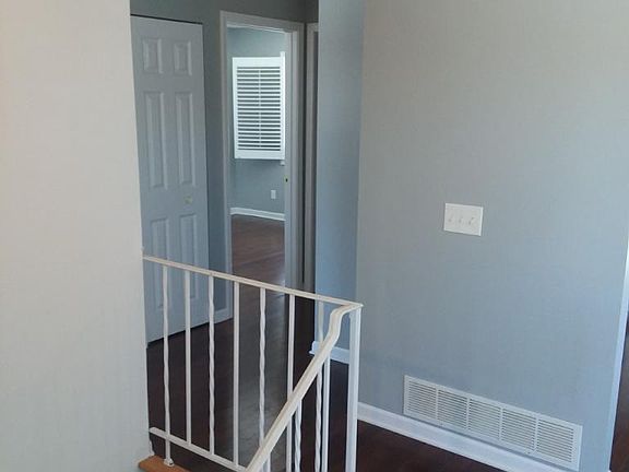 4th image of 11397 Red Fox Dr